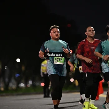 Runner Photo 8906351