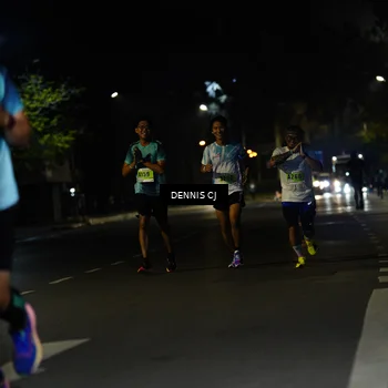 Runner Photo 8906358