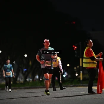 Runner Photo 8906370