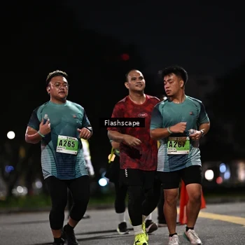 Runner Photo 8906394