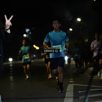 Runner Photo 8906404