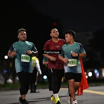 Runner Photo 8906414