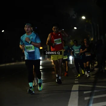 Runner Photo 8906432