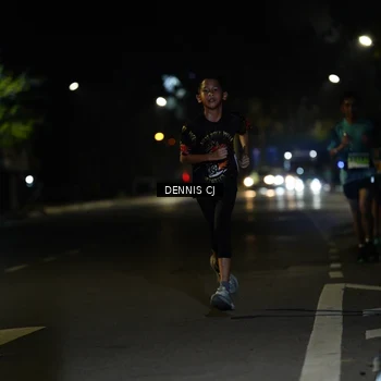 Runner Photo 8906512