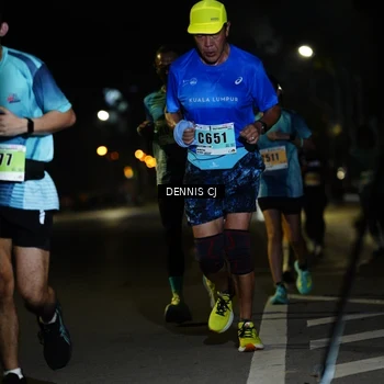 Runner Photo 8906534