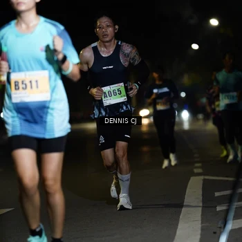 Runner Photo 8906544