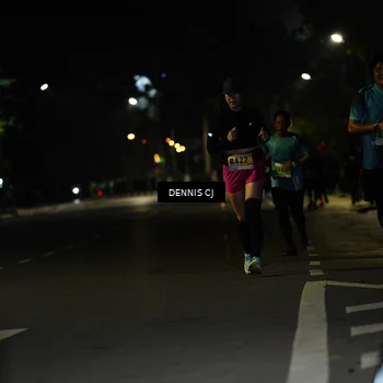 Runner Photo 8906644