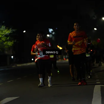 Runner Photo 8906682