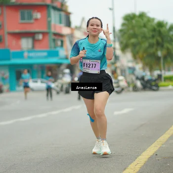 Runner Photo 8906721