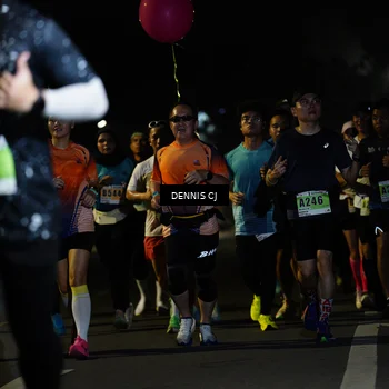 Runner Photo 8906756