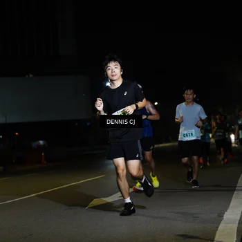 Runner Photo 8906775