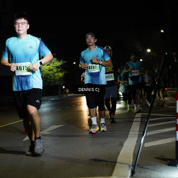 Runner Photo 8906820