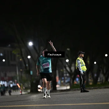 Runner Photo 8906864