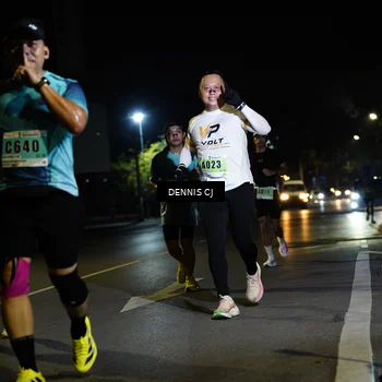 Runner Photo 8906871