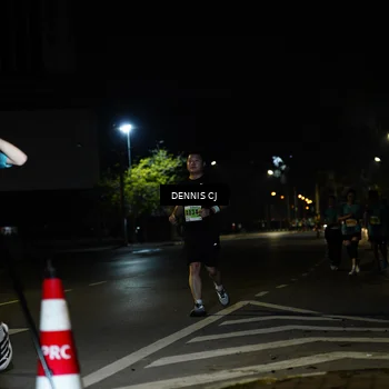 Runner Photo 8906901