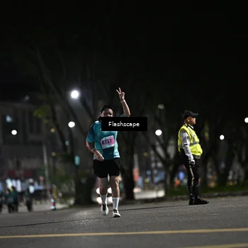 Runner Photo 8906940