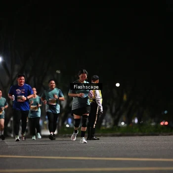 Runner Photo 8906968