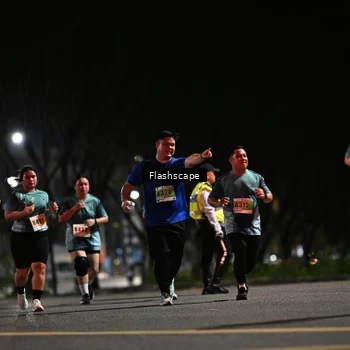 Runner Photo 8907014