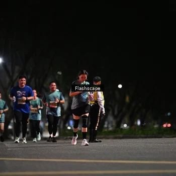Runner Photo 8907041