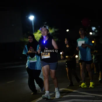 Runner Photo 8907056