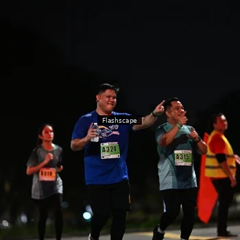 Runner Photo 8907091