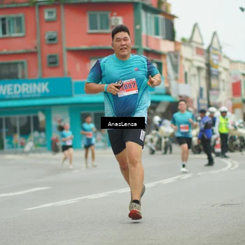 Runner Photo 8907098