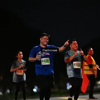 Runner Photo 8907126