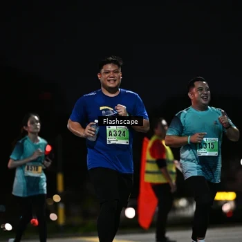 Runner Photo 8907132