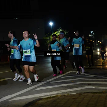 Runner Photo 8907163