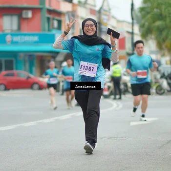 Runner Photo 8907256