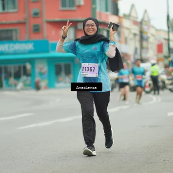 Runner Photo 8907264