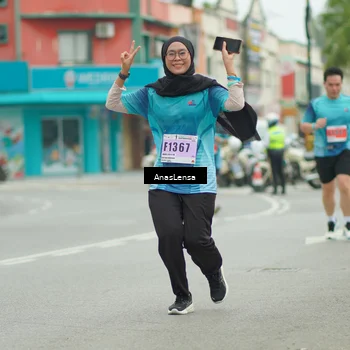 Runner Photo 8907265