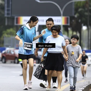 Runner Photo 8907272