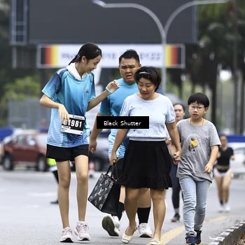 Runner Photo 8907273