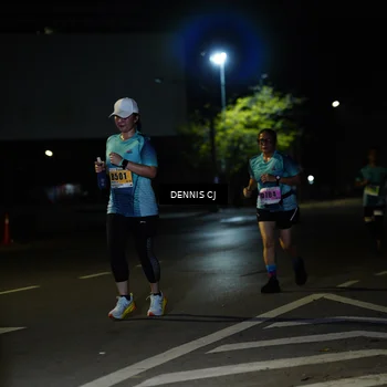 Runner Photo 8907275