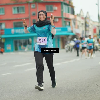 Runner Photo 8907364