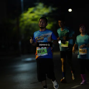 Runner Photo 8907413