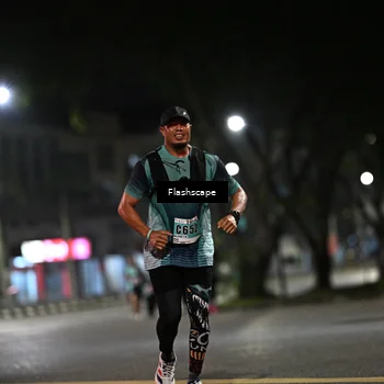 Runner Photo 8907472