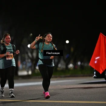 Runner Photo 8907502