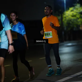 Runner Photo 8907512