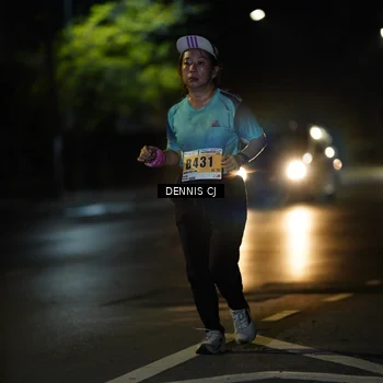 Runner Photo 8907657