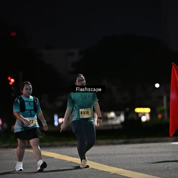 Runner Photo 8907679