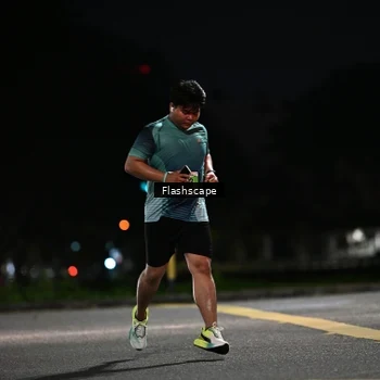Runner Photo 8907696