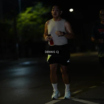 Runner Photo 8907697
