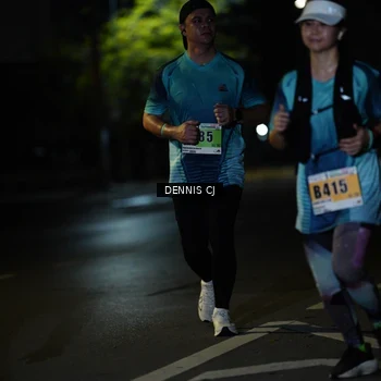 Runner Photo 8907754