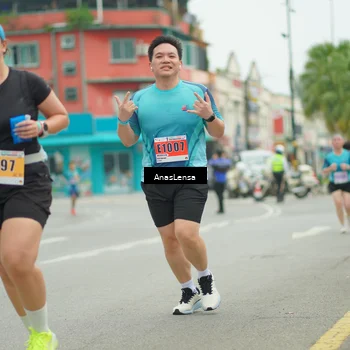 Runner Photo 8907779