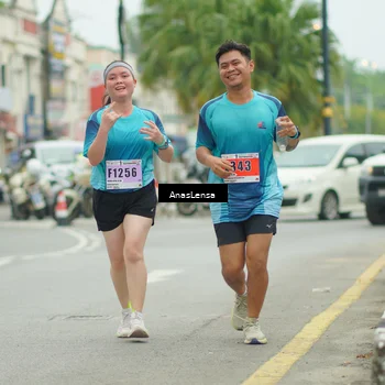 Runner Photo 8907937
