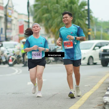 Runner Photo 8907983