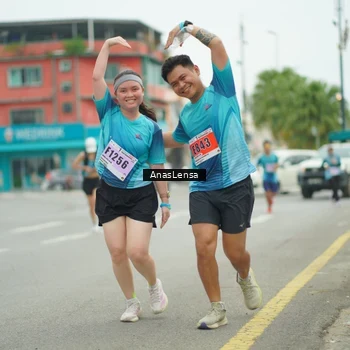 Runner Photo 8908390