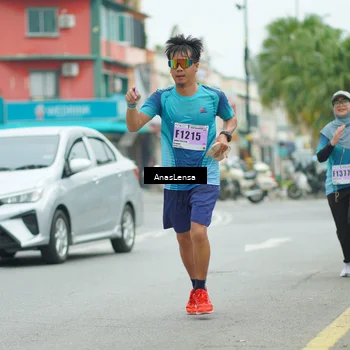 Runner Photo 8908538